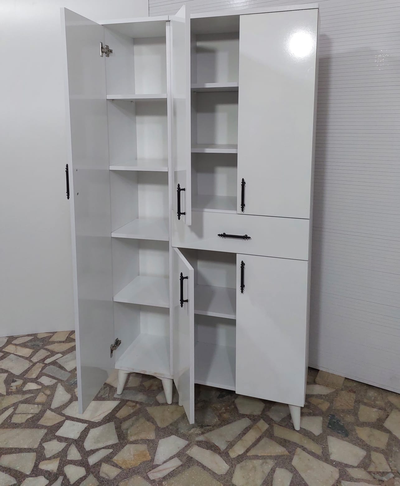 5 kapak cekmeceli beyaz portmanto